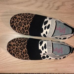 Brand new❗️Jellypop slip-on sneakers 🤩 sz 7